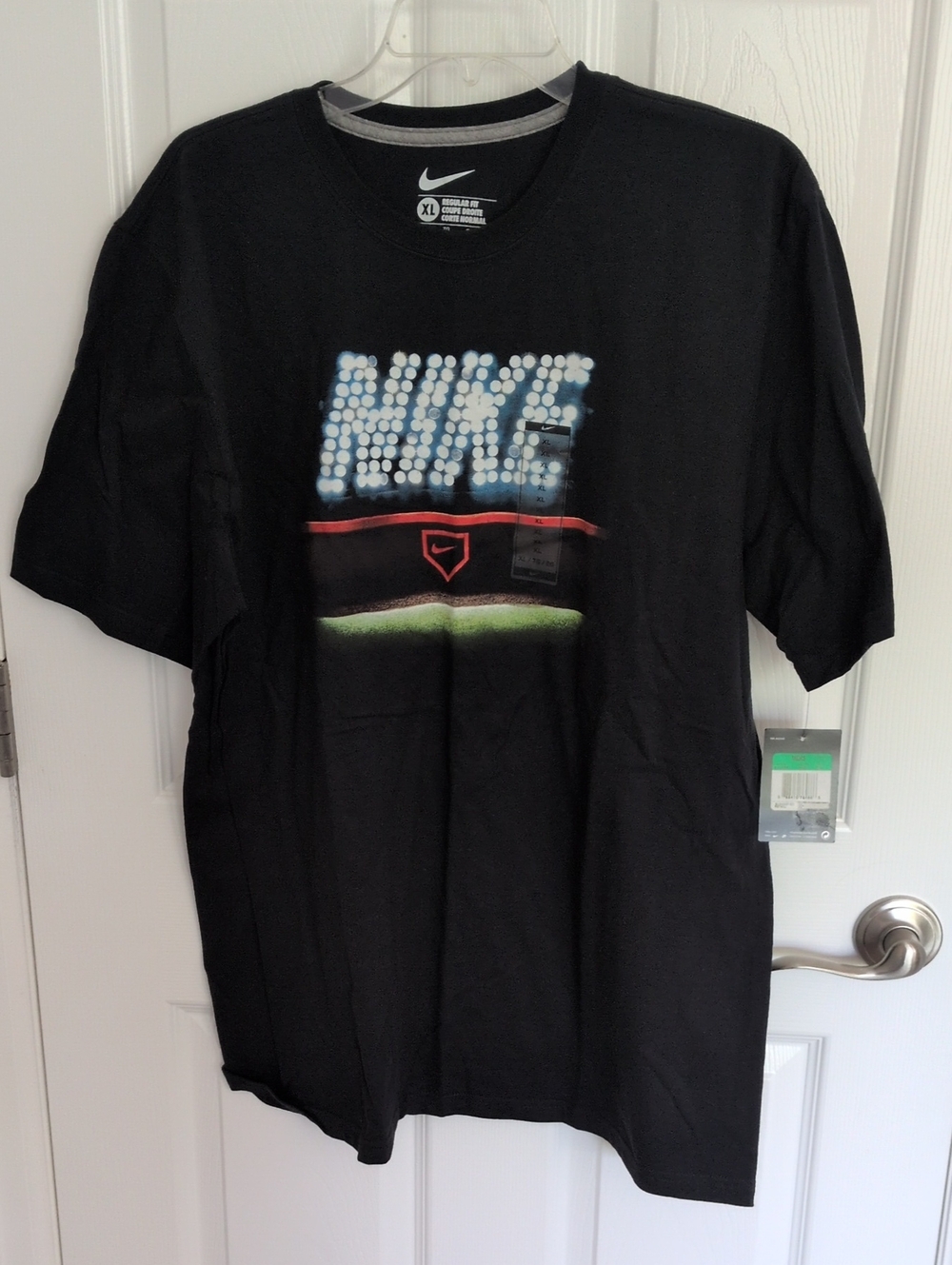 NWT Nike Black Baseball Tee - Regular Fit - XL